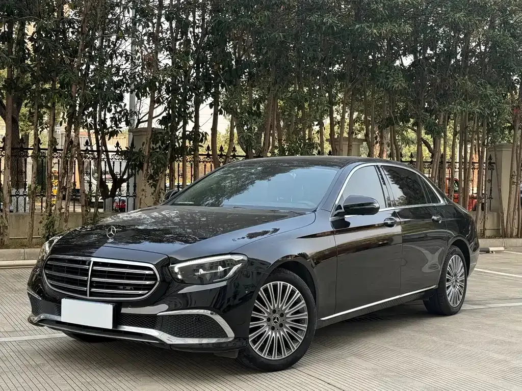 Mercedes-Benz E-Class 2023 из CN, фото 1
