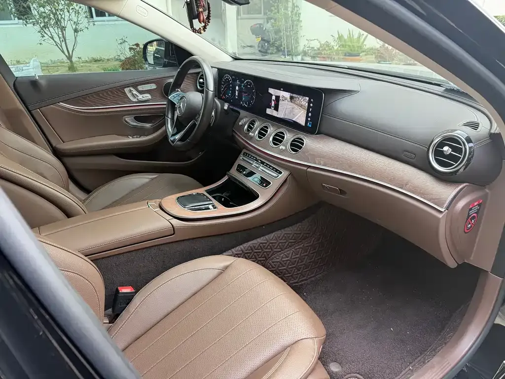 Mercedes-Benz E-Class 2023 из CN, фото 4