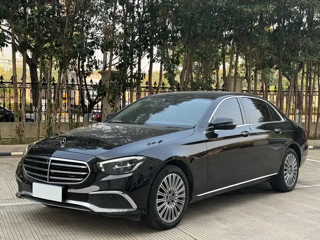 Mercedes-Benz E-Class 2023 из CN, фото 10