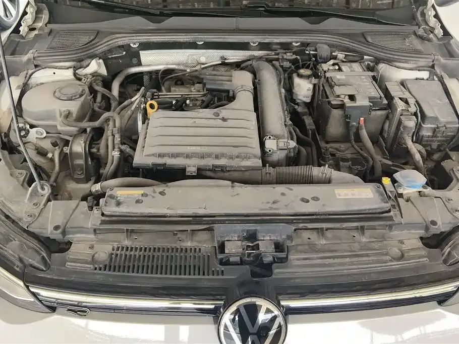 Volkswagen Golf 2021 из CN, фото 8