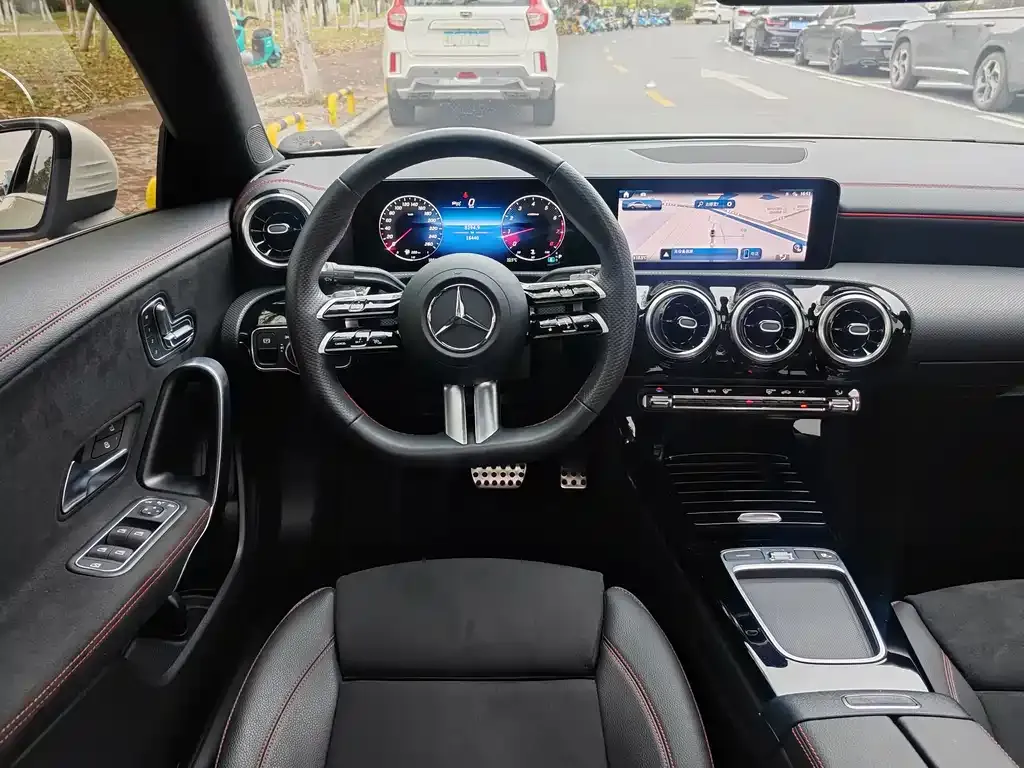 Mercedes-Benz CLA (Import) 2025 из CN, фото 8