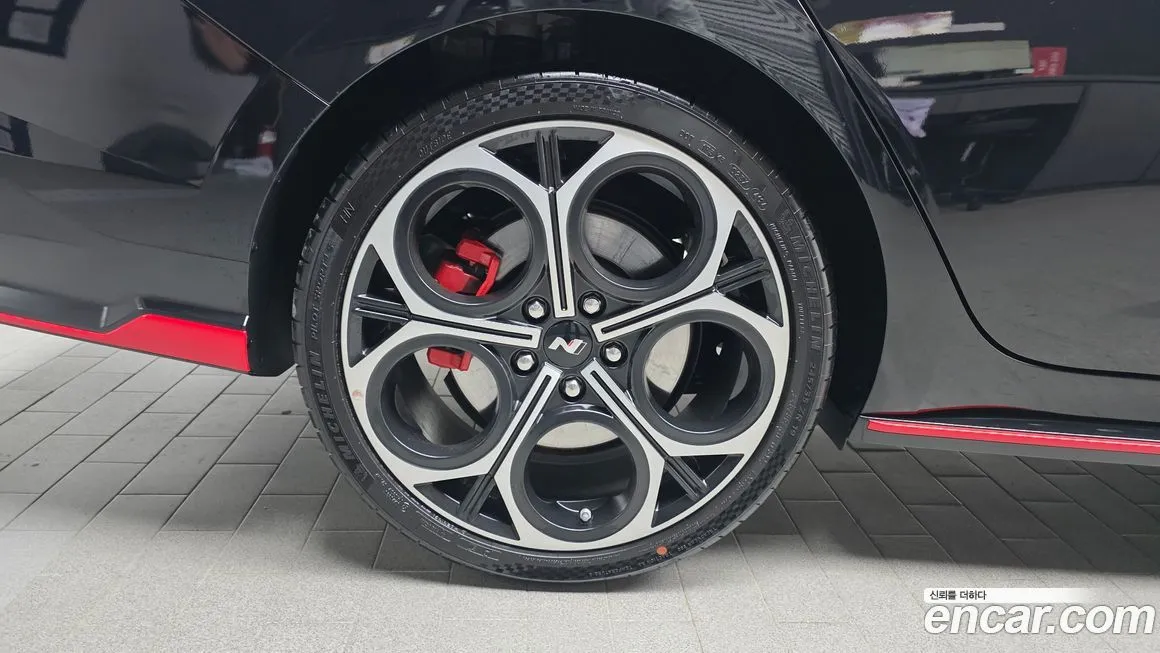 Hyundai AVANTE — фото 10