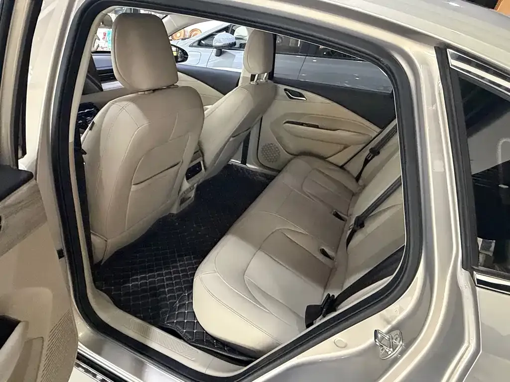 Wuling Xingguang 2024 из CN, фото 9