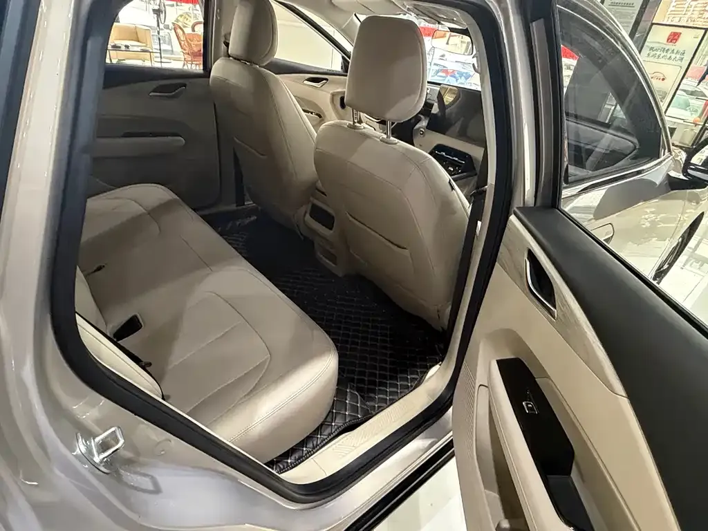 Wuling Xingguang 2024 из CN, фото 6