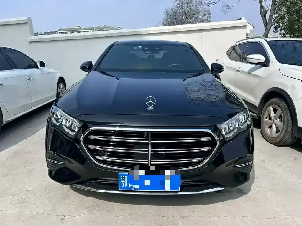 Mercedes-Benz E-Class 2024 из CN, фото 3