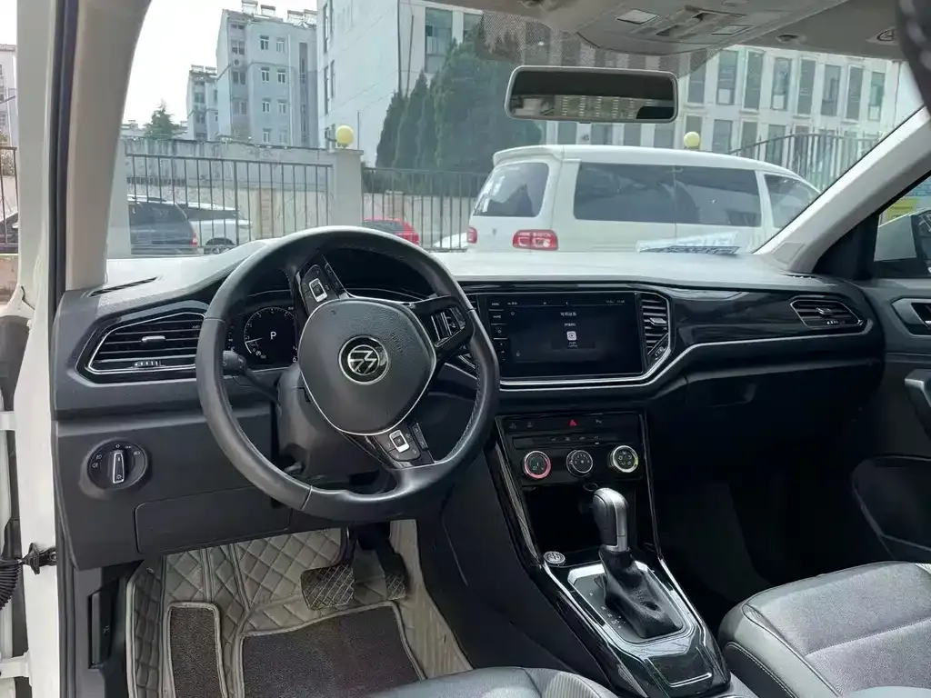 Volkswagen T-Roc 2022 из CN, фото 10