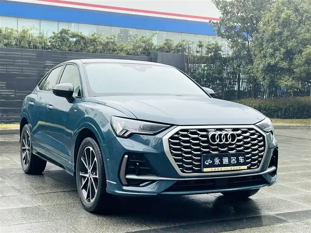 Audi Q3 Sportback 2023 из CN, фото 5