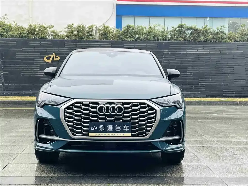 Audi Q3 Sportback 2023 из CN, фото 8