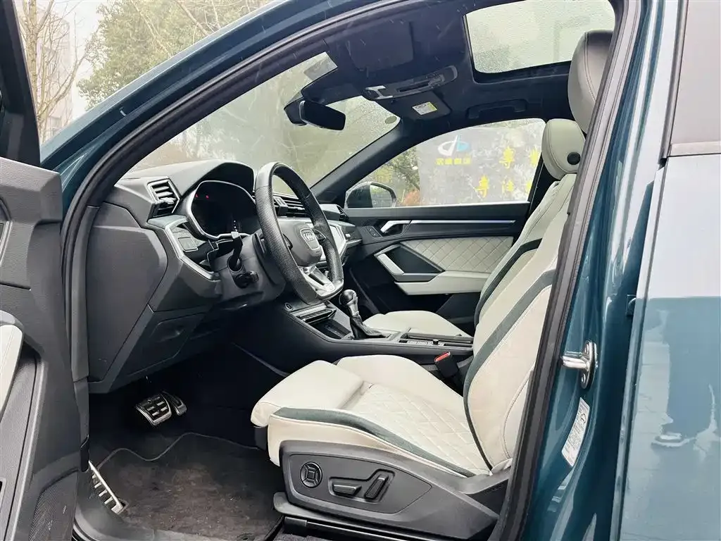 Audi Q3 Sportback 2023 из CN, фото 3