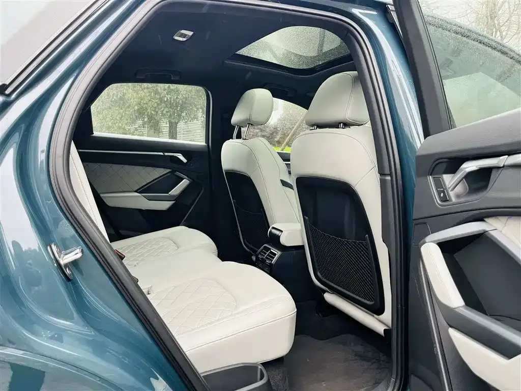 Audi Q3 Sportback 2023 из CN, фото 6