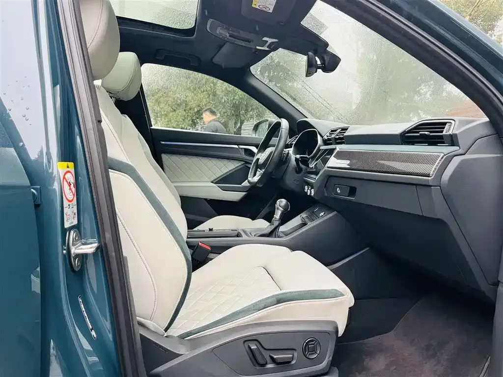 Audi Q3 Sportback 2023 из CN, фото 4