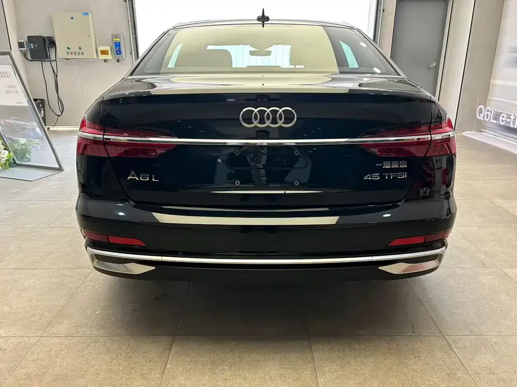Audi A6L — фото 3