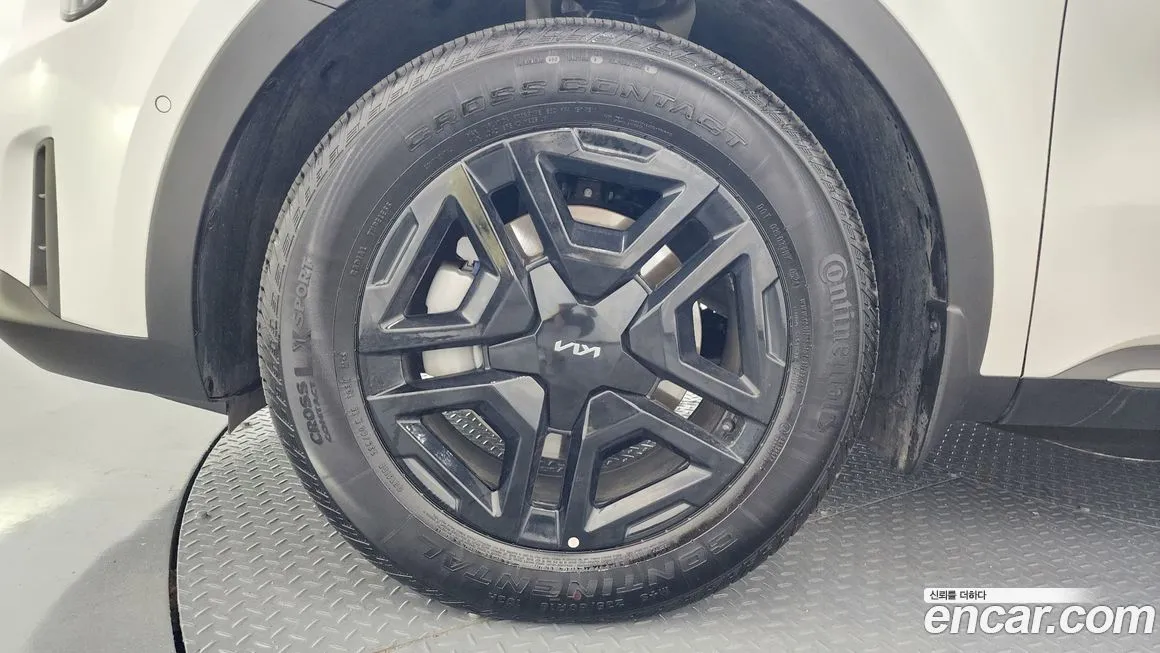 Kia Sorento — фото 6