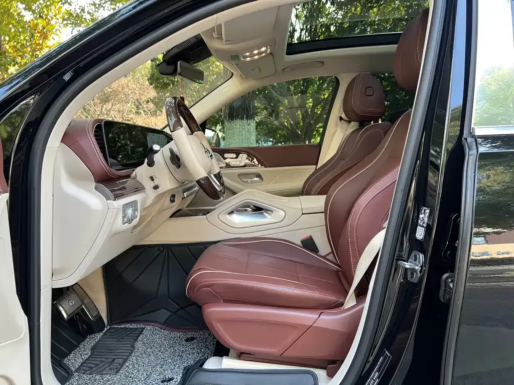 Mercedes-Benz GLS 2023 из CN, фото 5