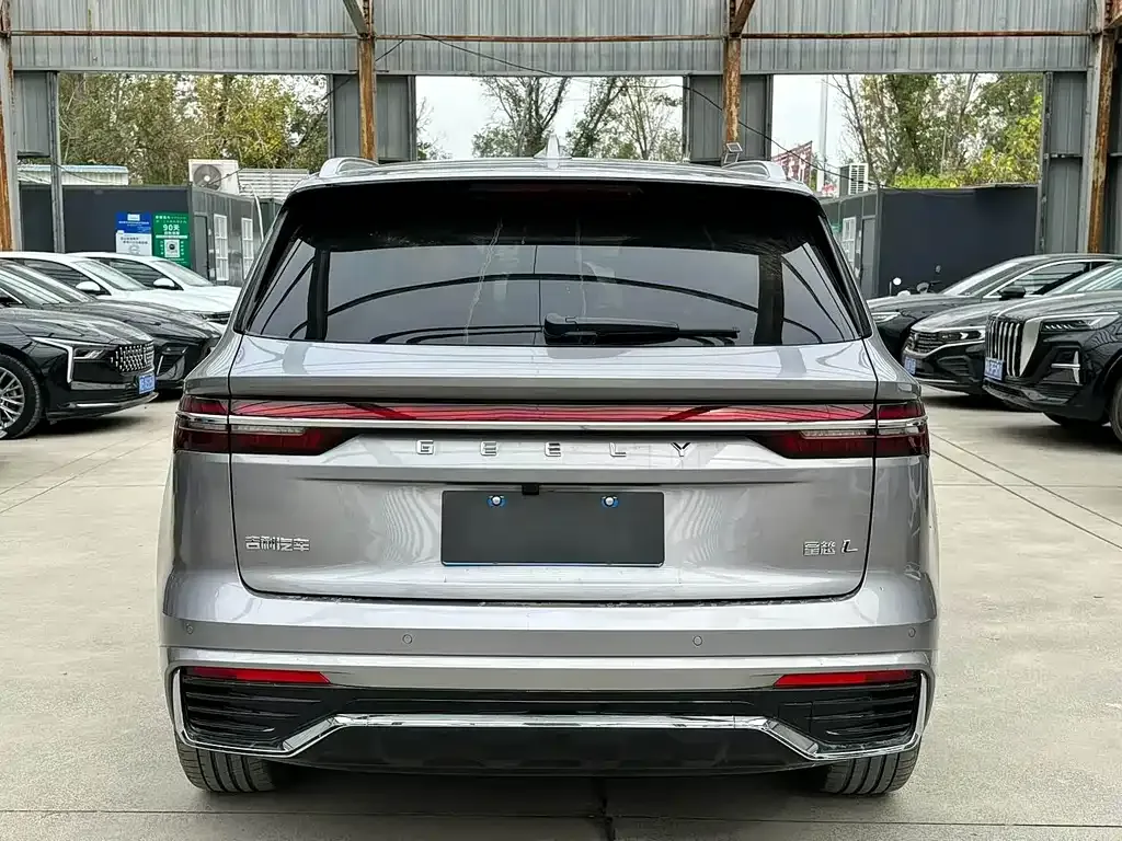 Geely Xingyue L — фото 2