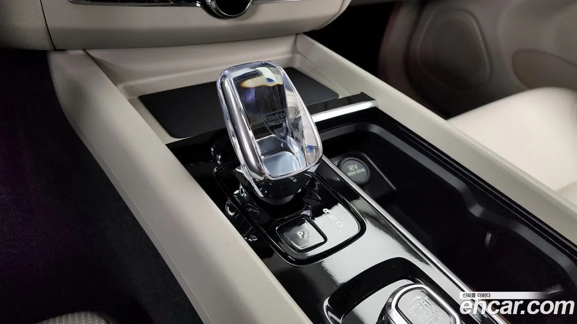 Volvo XC60 2026 из KR, фото 5