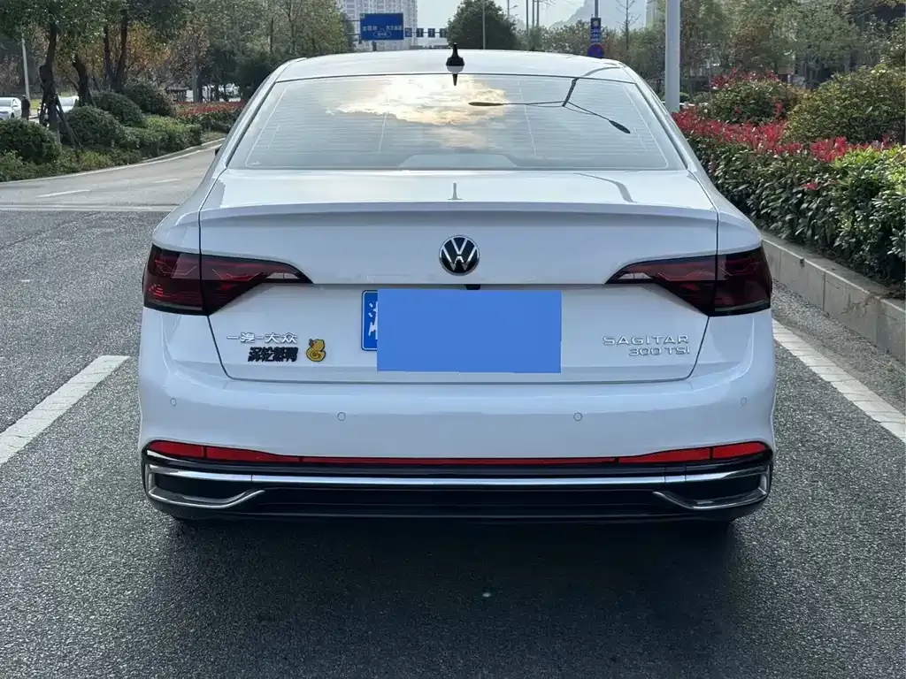 Volkswagen Sagitar 2023 из CN, фото 2