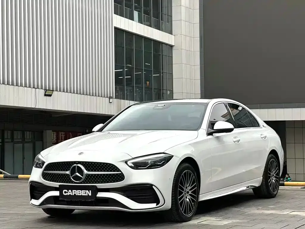 Mercedes-Benz C-Class — фото 1