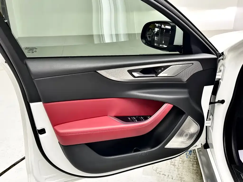 Jaguar XEL 2022 из CN, фото 9