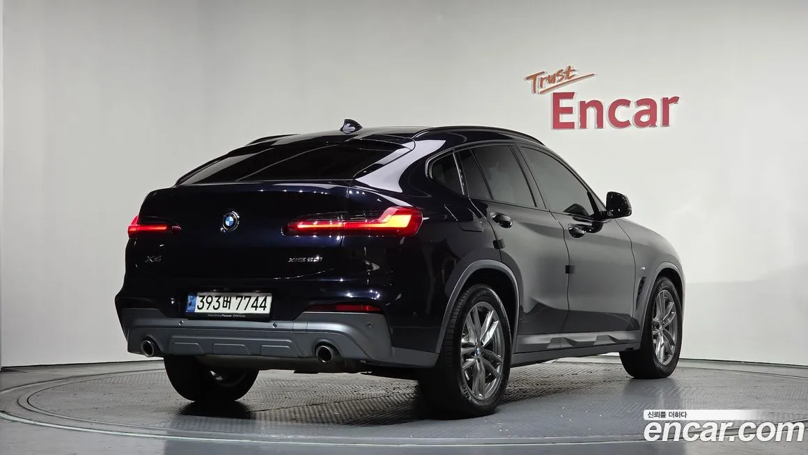 BMW X4 2021 из KR, фото 3