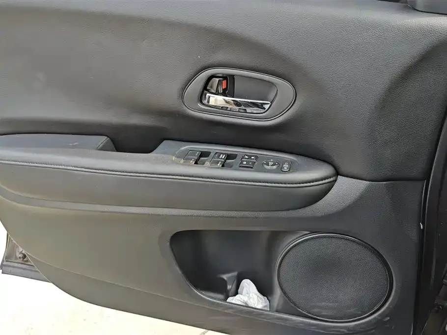 Honda Vezel 2022 из CN, фото 2