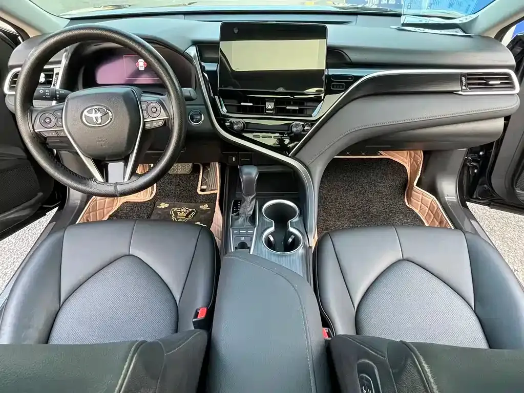 Toyota Camry 2023 из CN, фото 8