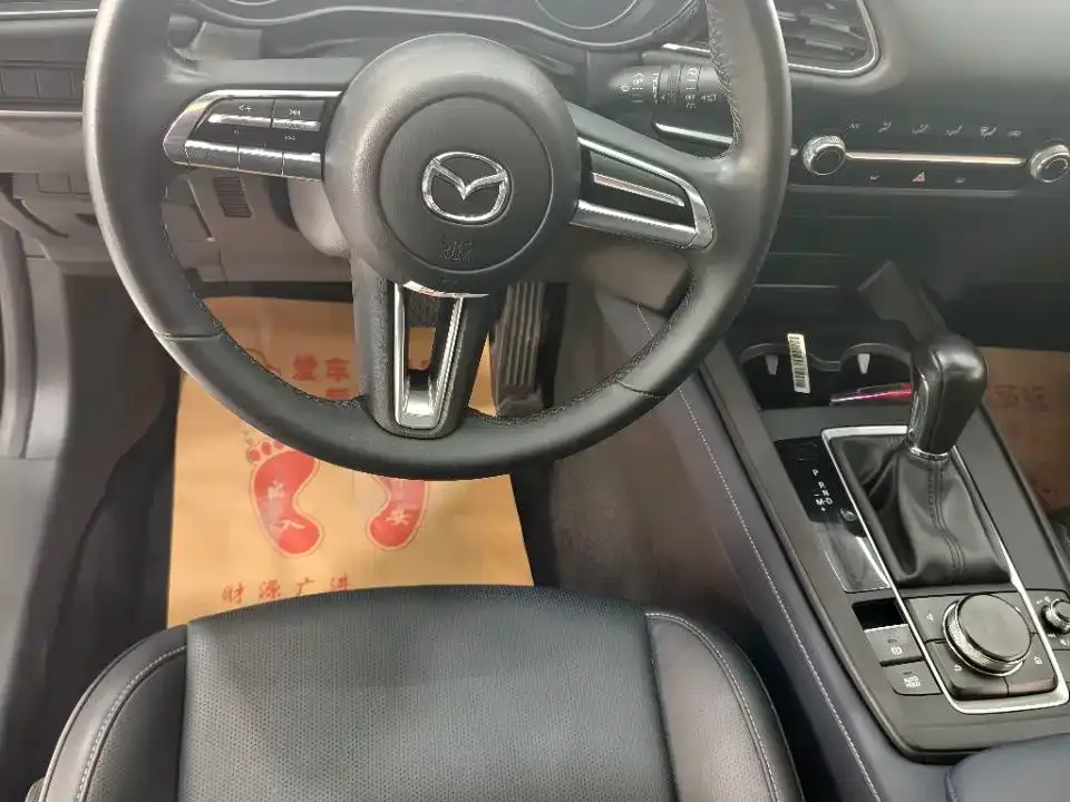 Mazda CX-30 2022 из CN, фото 9