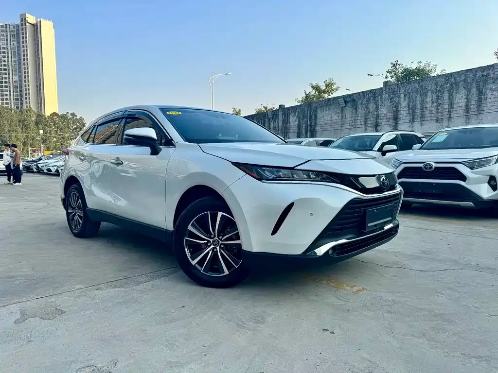 Toyota Harrier 2022 из CN, фото 4