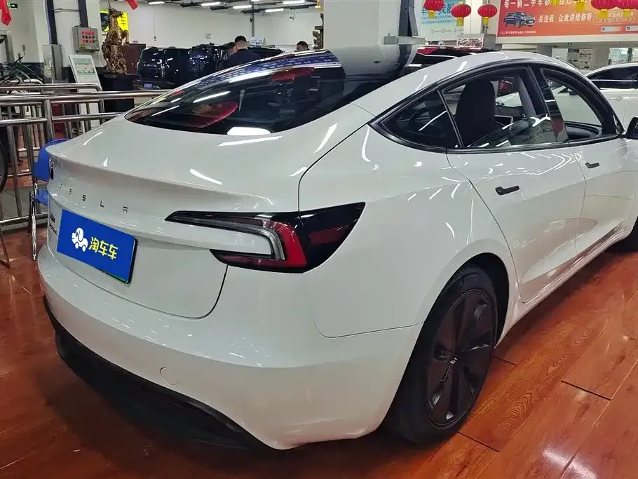 Tesla Model 3 2024 из CN, фото 8