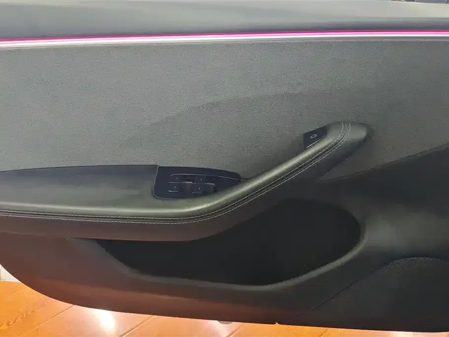 Tesla Model 3 2024 из CN, фото 2