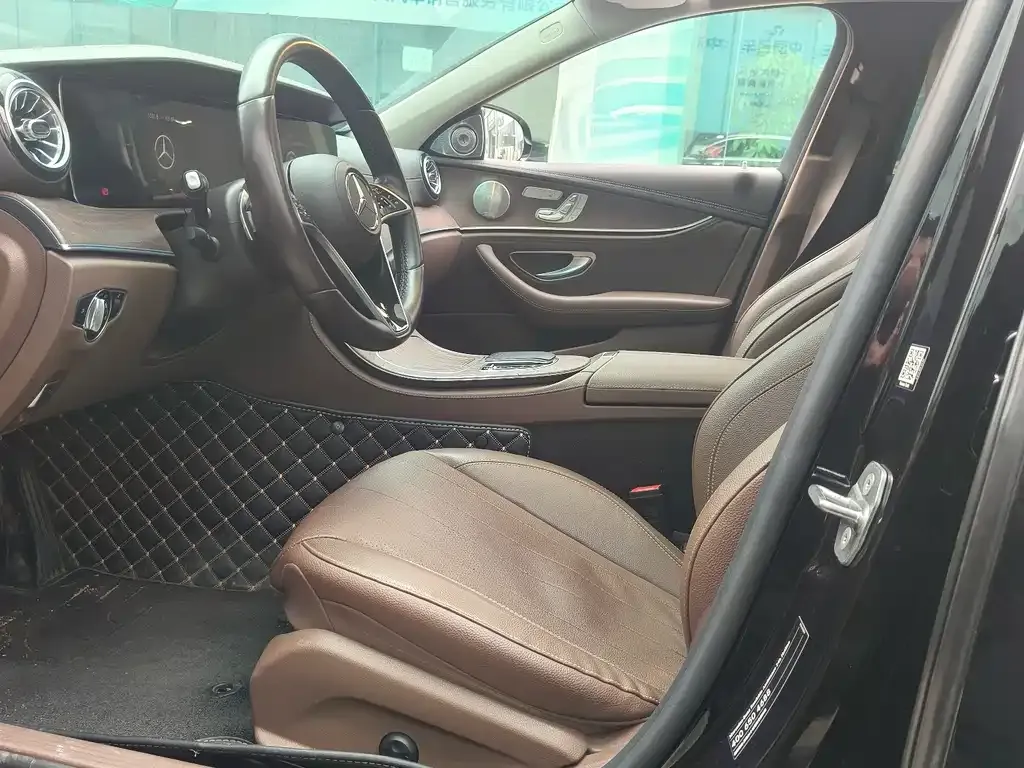 Mercedes-Benz E-Class 2022 из CN, фото 6