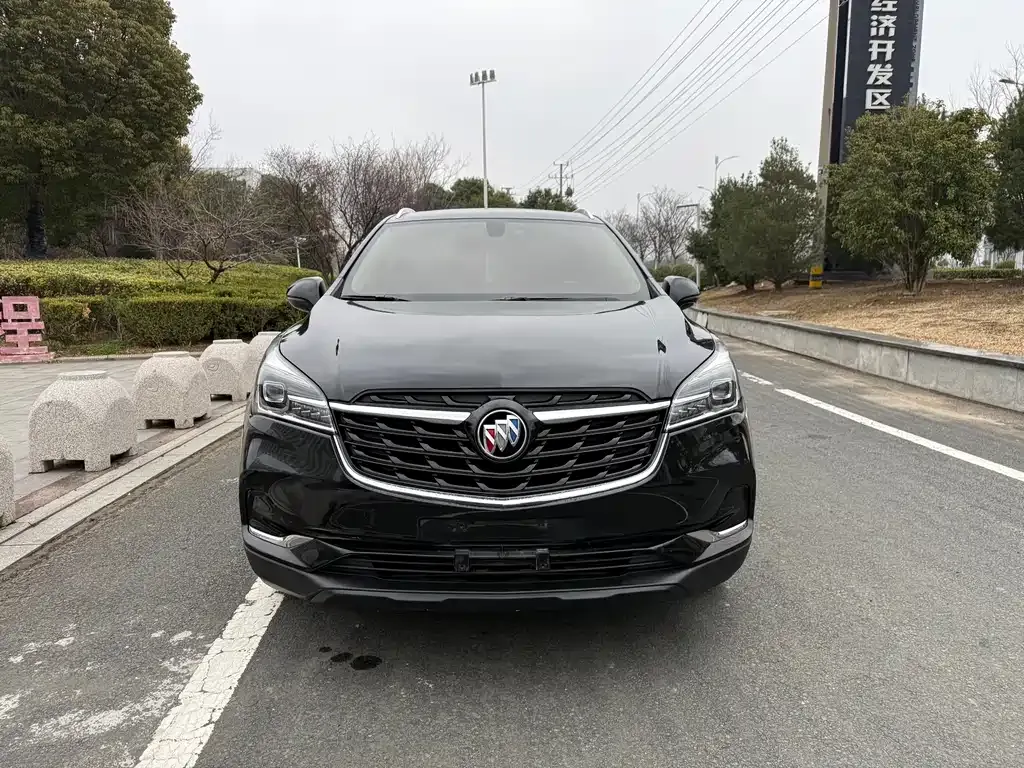 Buick Envision Plus — фото 9