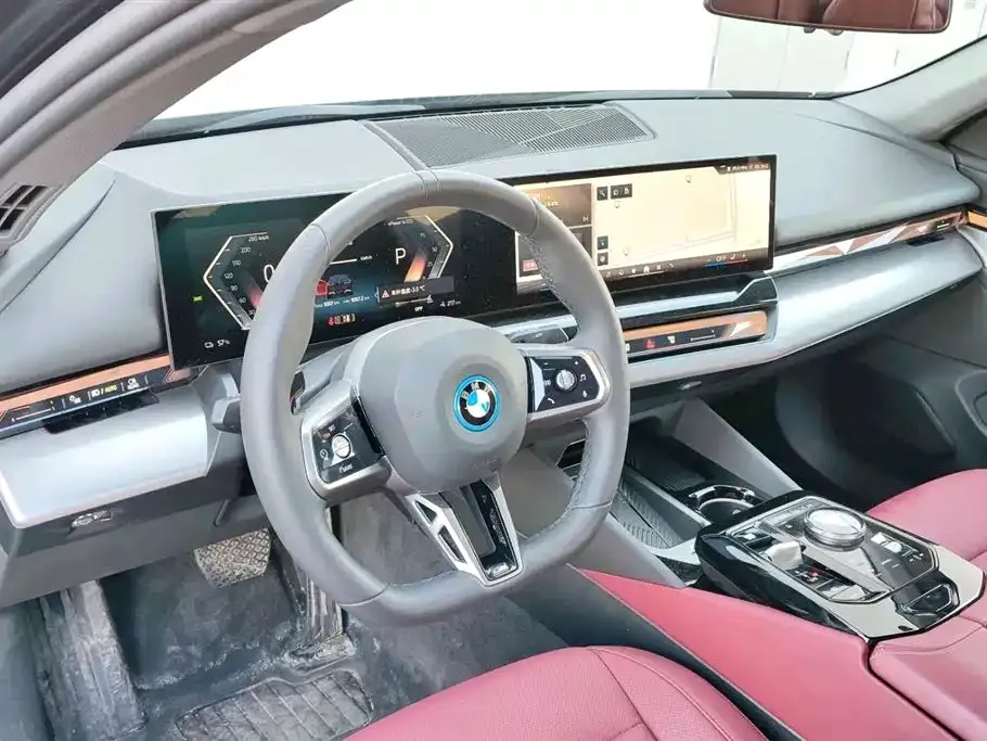 BMW i5 — фото 3