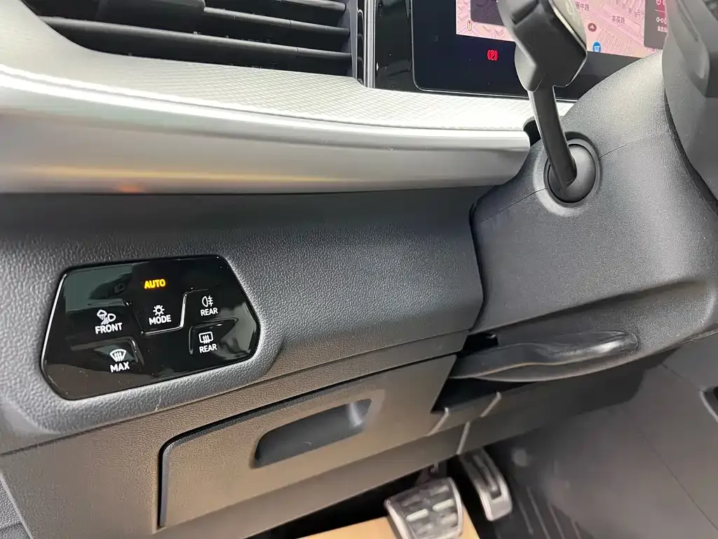 Volkswagen Tavendor 2023 из CN, фото 4
