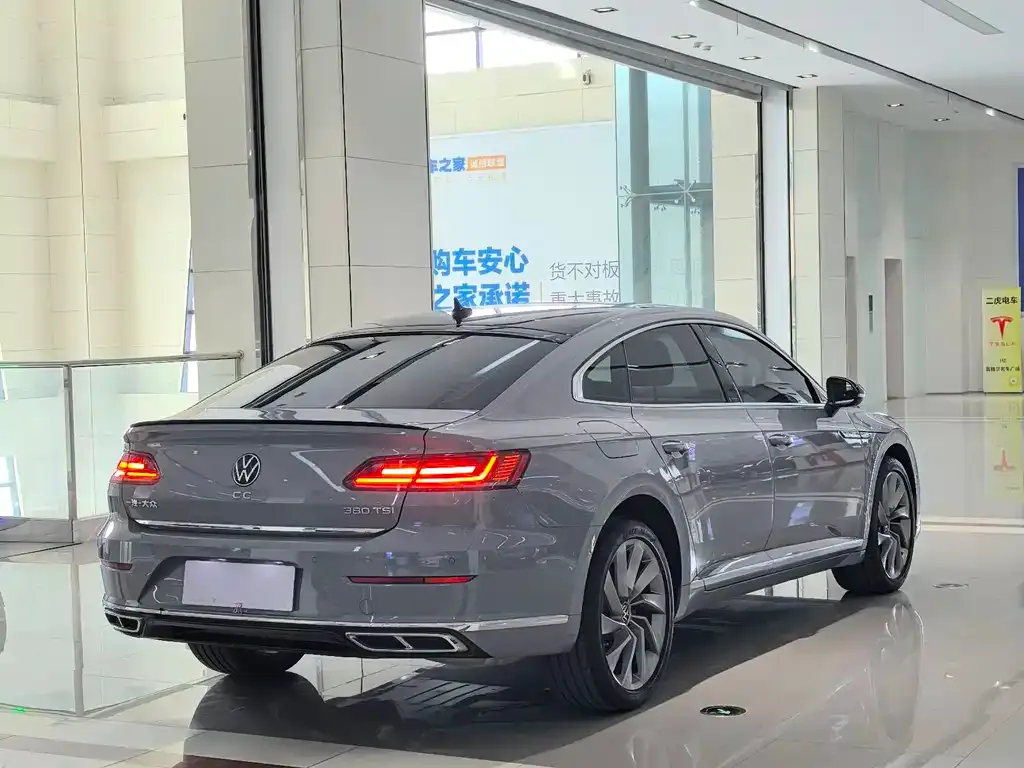 Volkswagen CC — фото 10