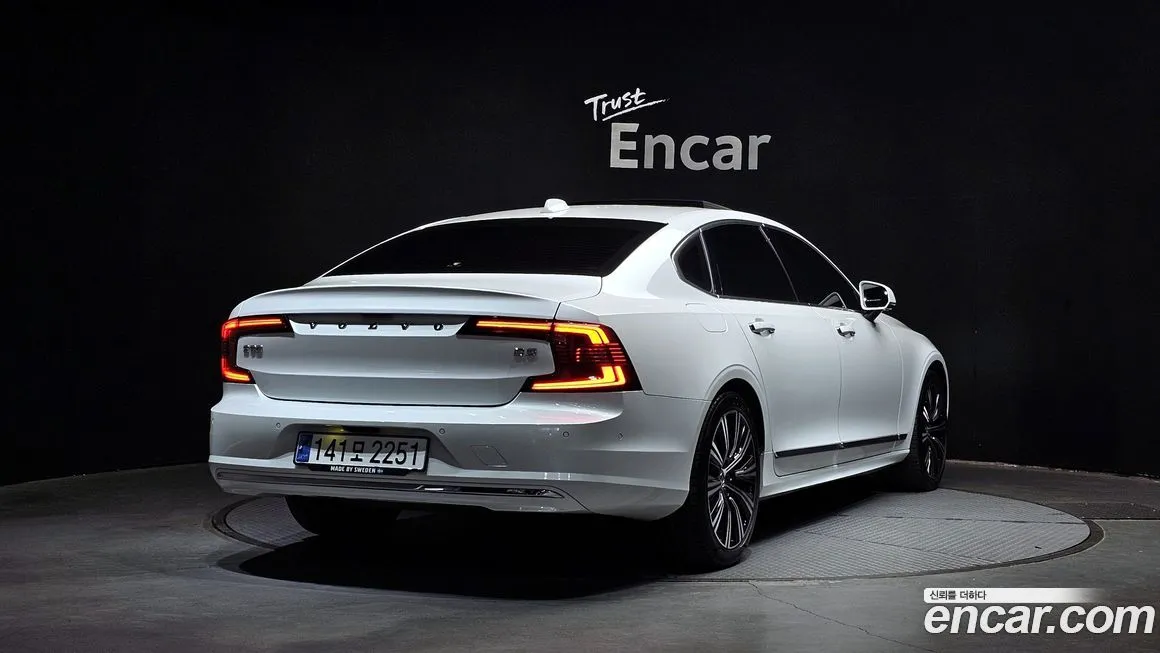 Volvo S90 2021 из KR, фото 8