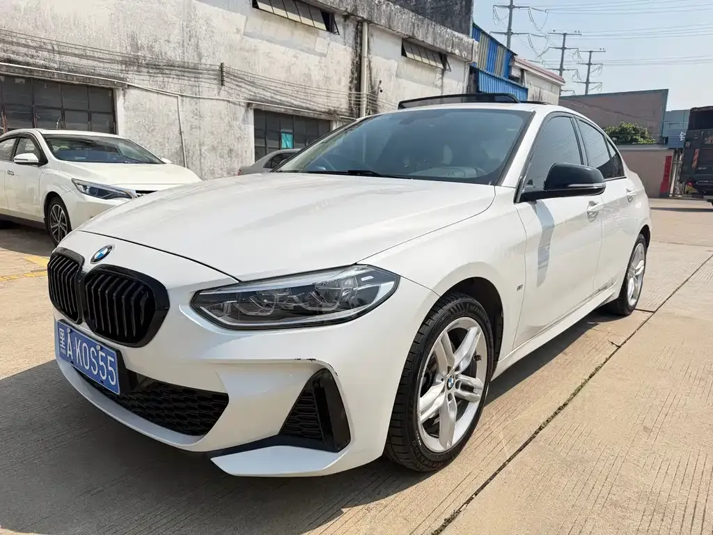 BMW 1 Series — фото 1