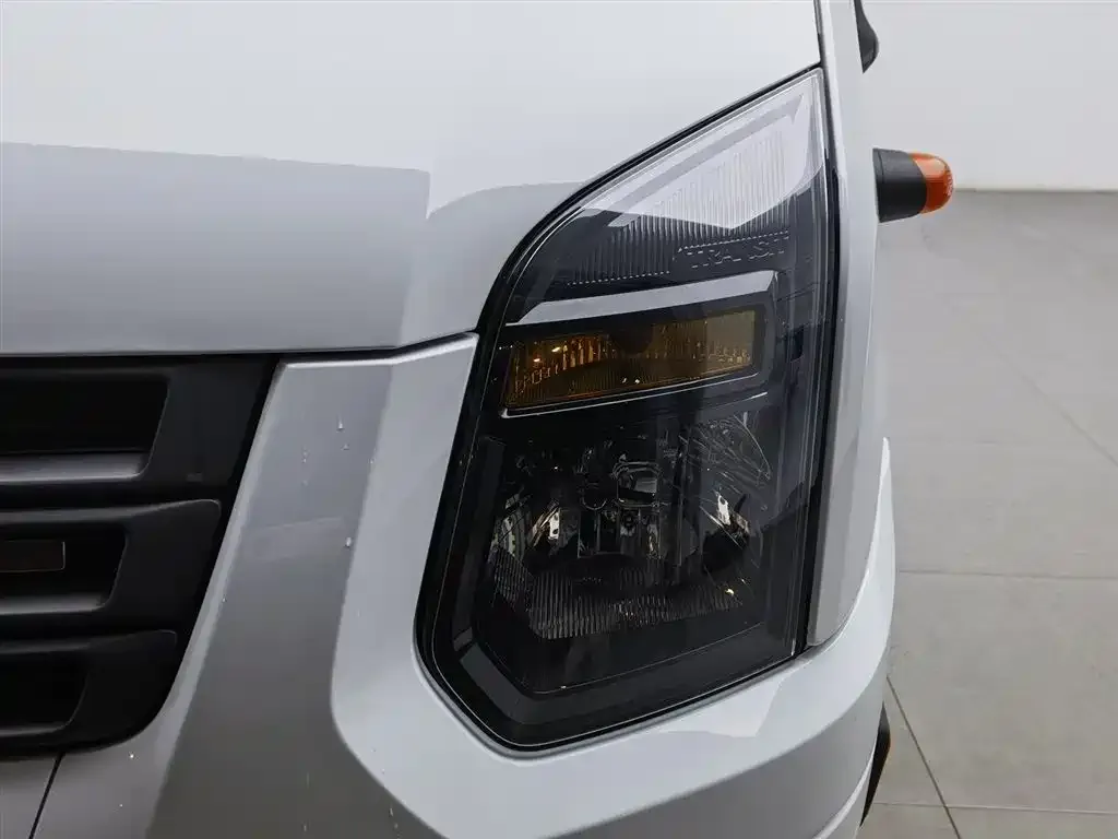 Ford Transit Custom 2022 из CN, фото 3