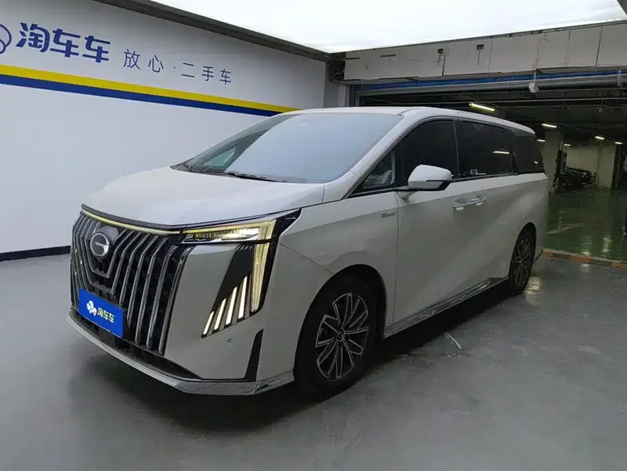 GAC Motor Trumpchi M8 — фото 1