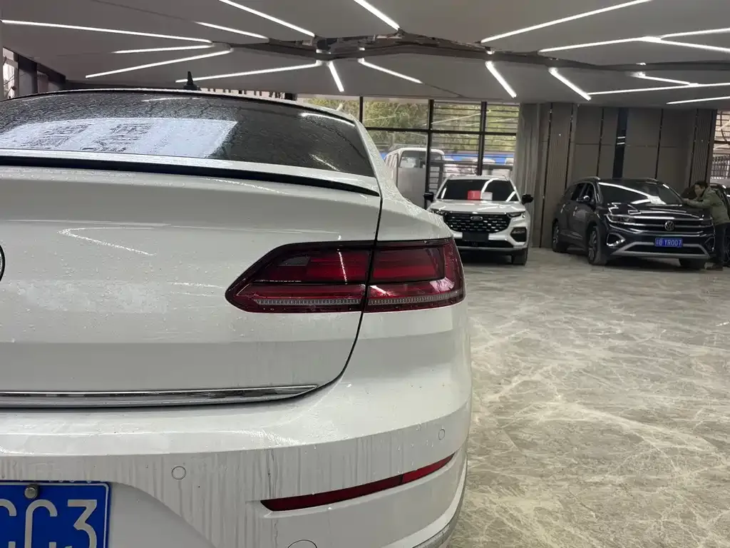 Volkswagen CC 2022 из CN, фото 7