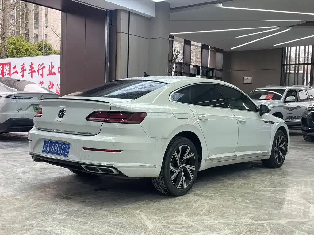 Volkswagen CC 2022 из CN, фото 8