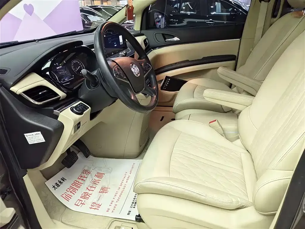 Buick GL8 2024 из CN, фото 5