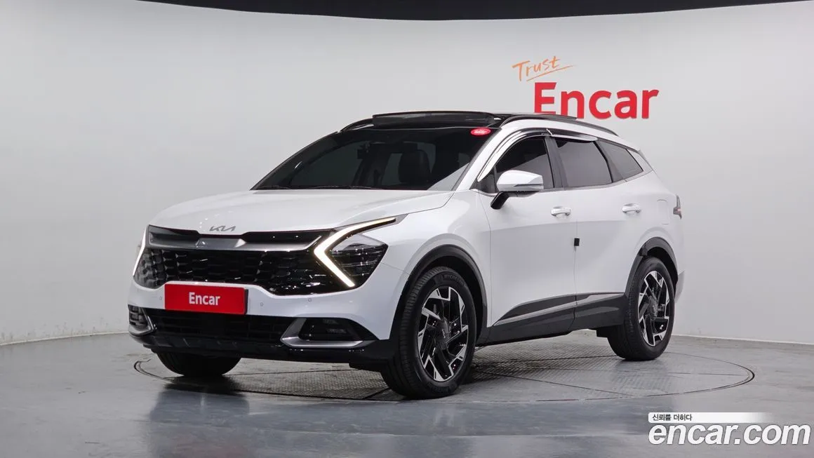 Kia Sportage — фото 1