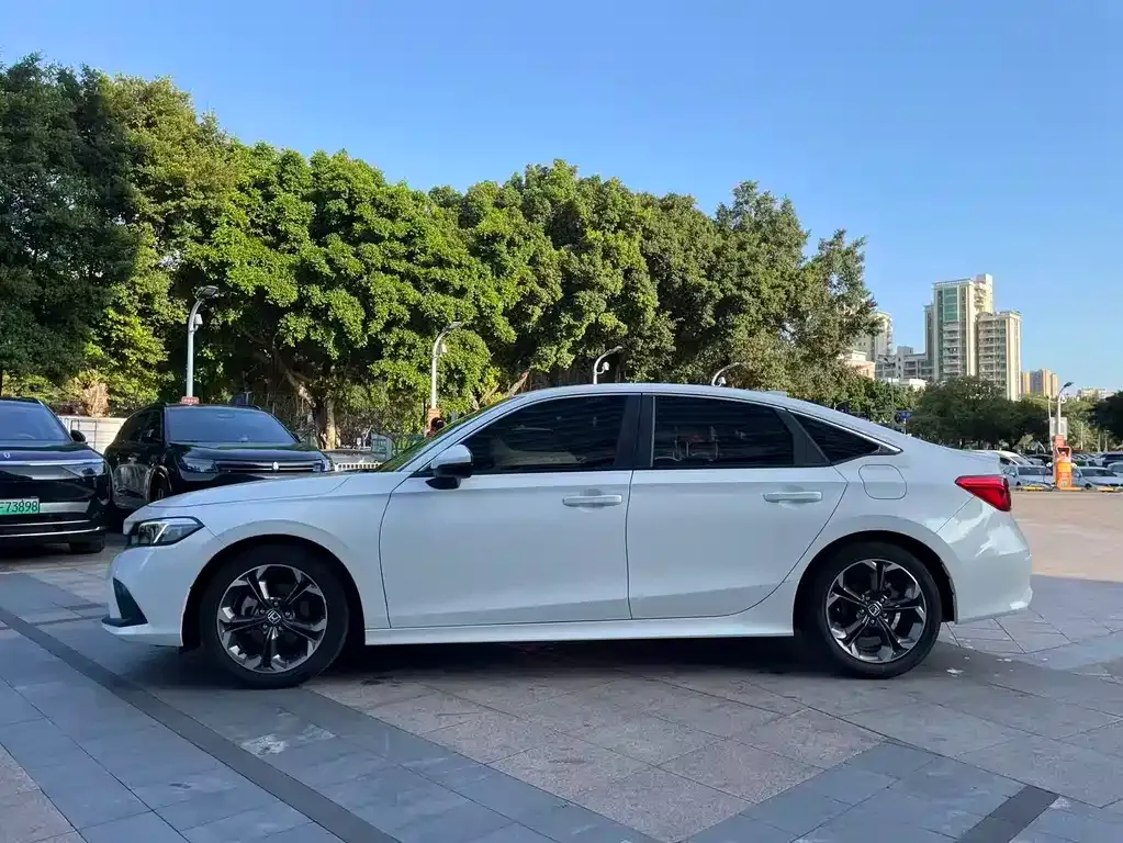 Honda Civic 2025 из CN, фото 3