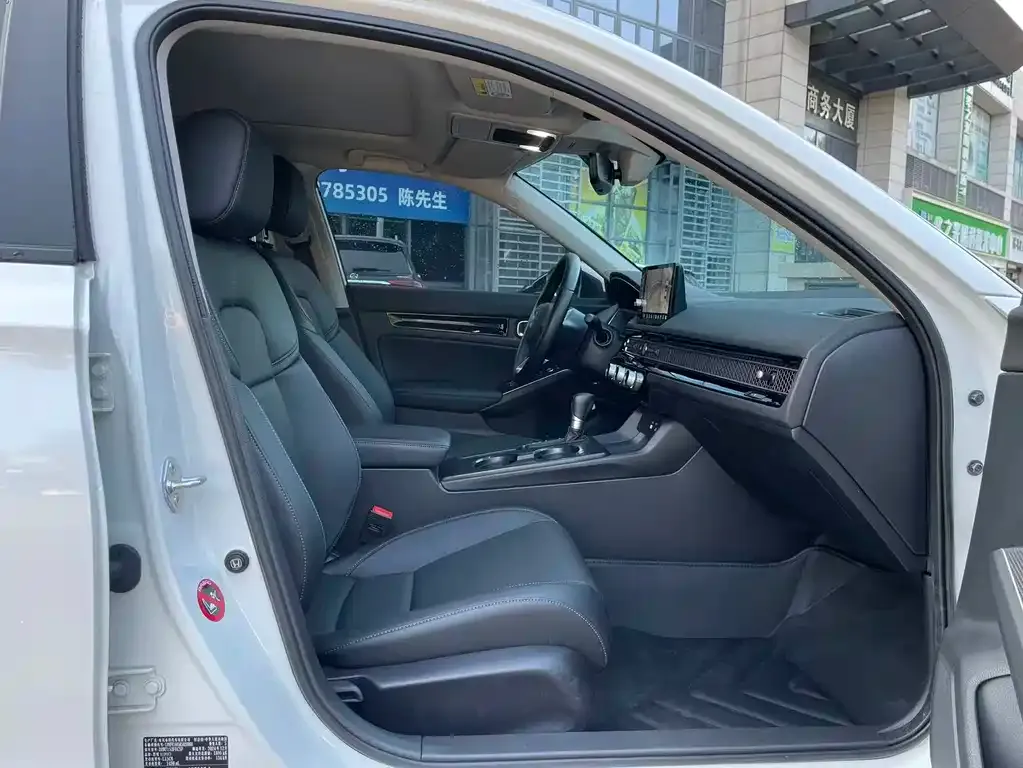 Honda Civic 2025 из CN, фото 5