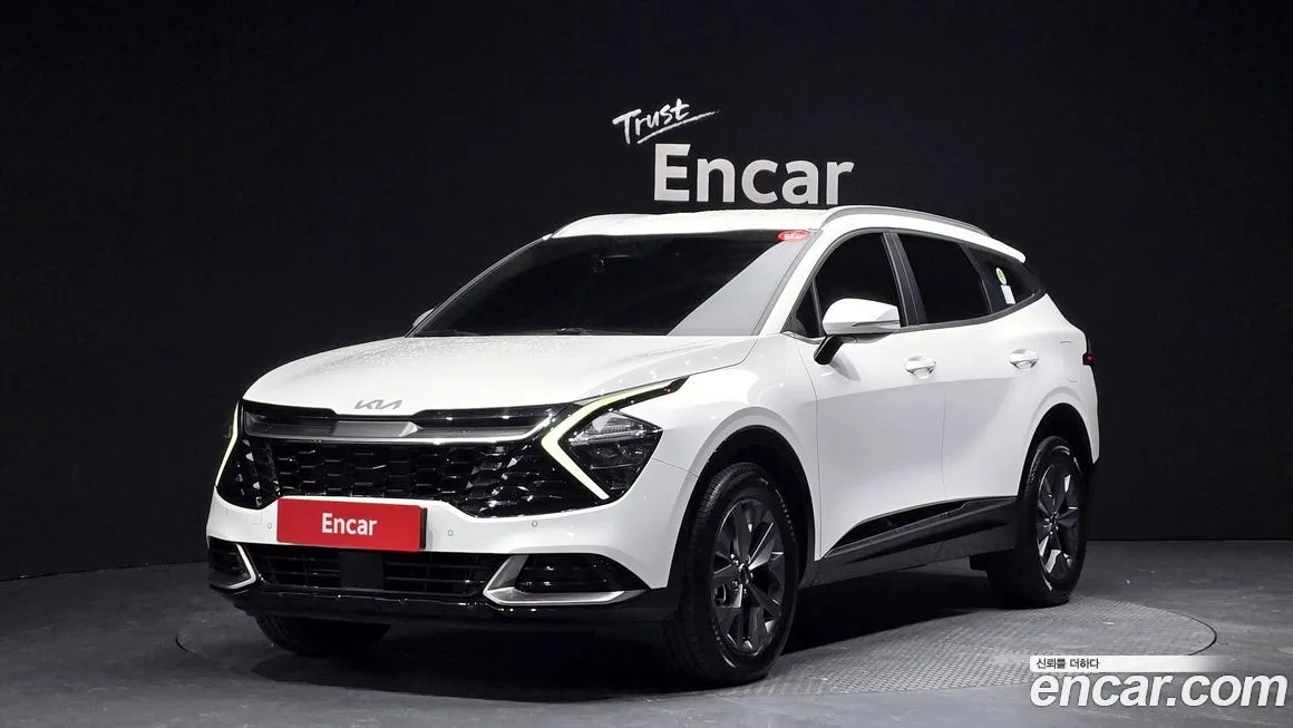 Kia Sportage — фото 1