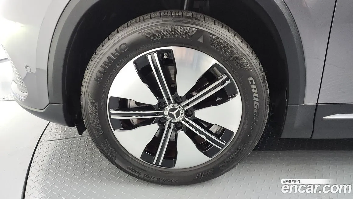 Mercedes-Benz EQA — фото 10