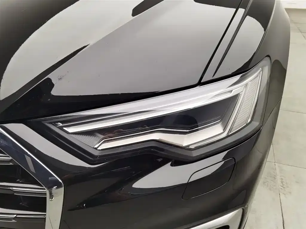 Audi A6L 2023 из CN, фото 5