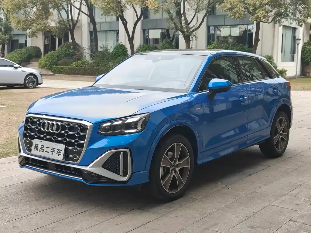 Audi Q2L 2023 из CN, фото 1