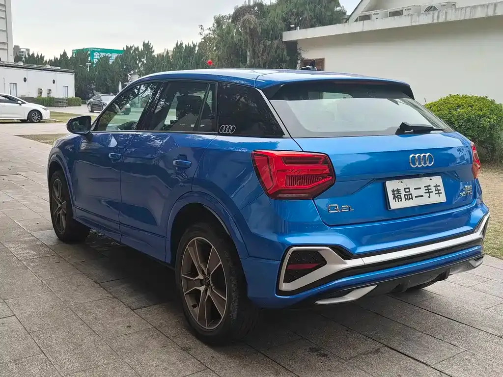 Audi Q2L 2023 из CN, фото 6